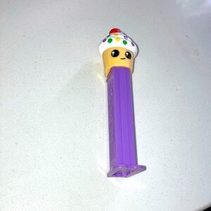 Collectible Pez Dispenser - cupcake treat dispenser